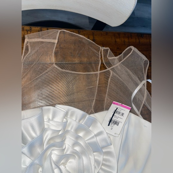 Xscape Scuba Crepe Off-the-Shoulder Sleeveless Rosette Mini Dress12 NWT soft fem - Picture 9 of 9